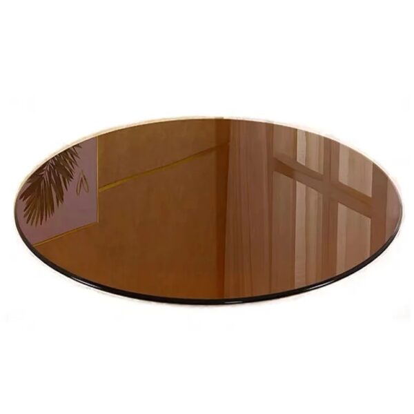 زجاج مقسّى ملوّن