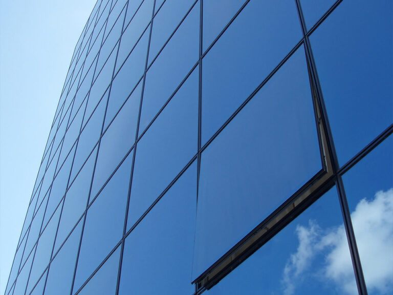 How to Manage Glare and Reflectivity Risk on Glass Facades 4 Glass Curtain Wall