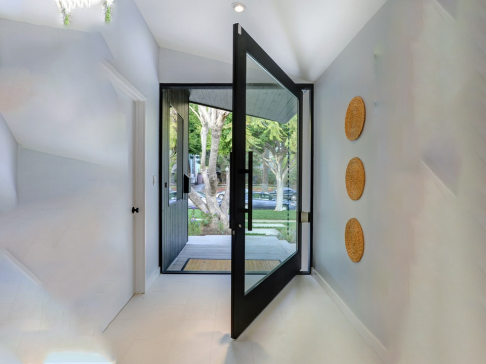 Framing Clearance Rules That Prevent Glass Binding and Breakage 5 Glass Designed to Prevent Sticking and Cracking