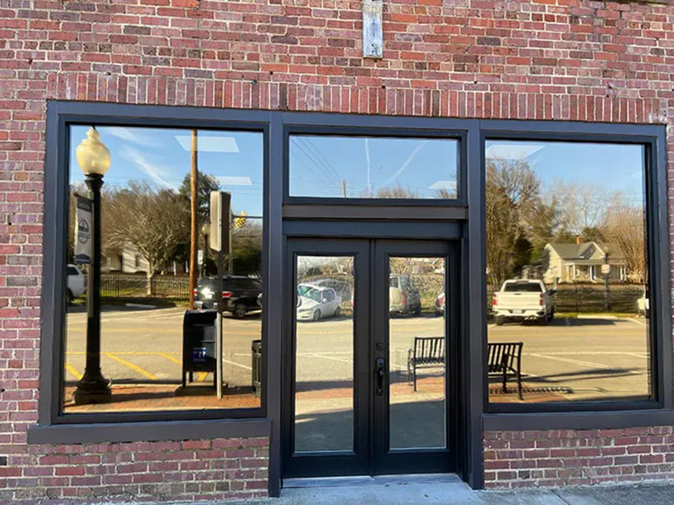 Framing Clearance Rules That Prevent Glass Binding and Breakage 2 Glass Designed to Prevent Sticking and Cracking