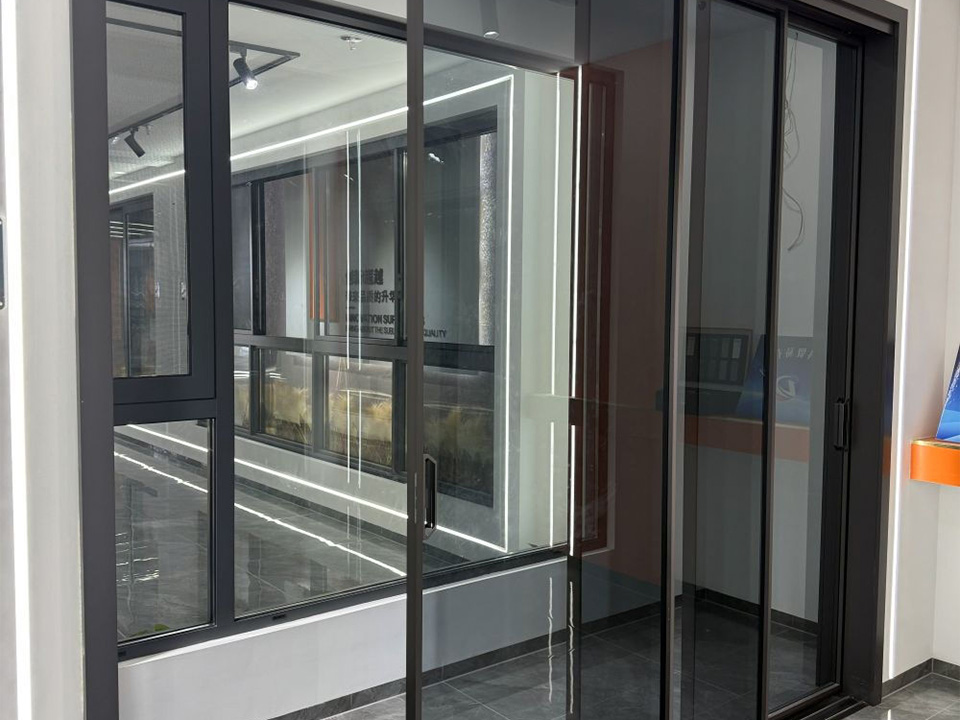 Hospitality Glass Packages That Reduce Condensation and Discomfort 2 Hospitality Glass