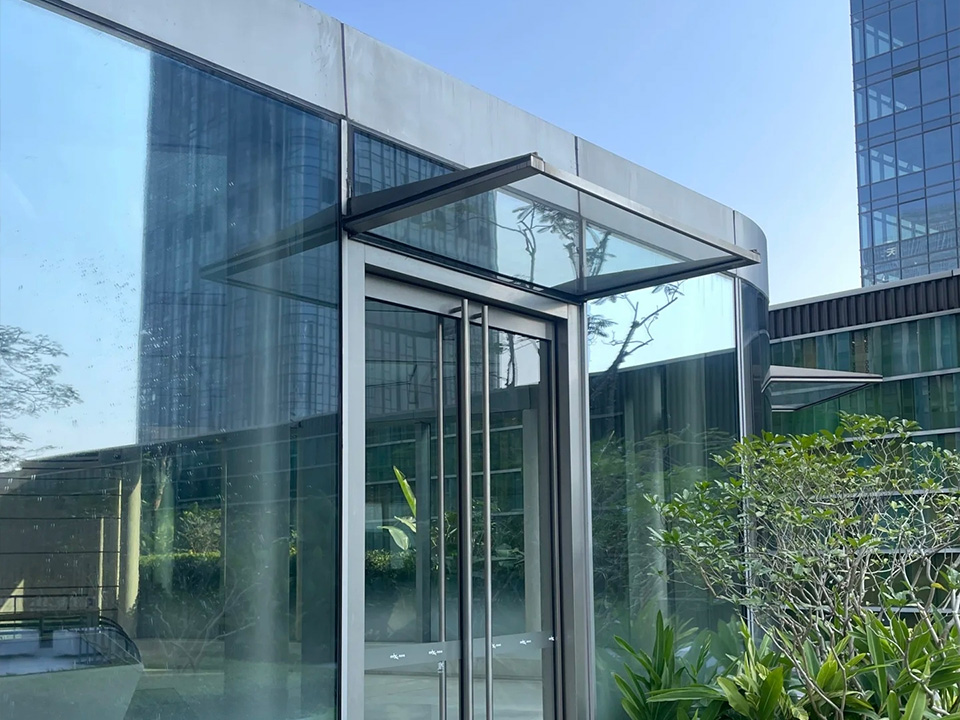 Tempered and Heat-Strengthened Laminated: Where They Fit Best 2 Tempered and Heat-Strengthened Laminated