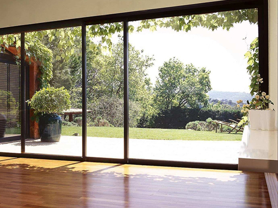 Building a Supplier Risk Scorecard for Architectural Glass 6 Architectural Glass