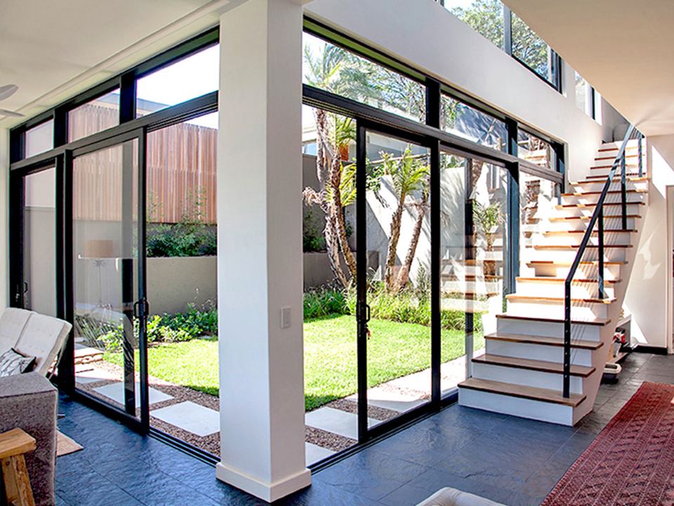 Building a Supplier Risk Scorecard for Architectural Glass 4 Architectural Glass