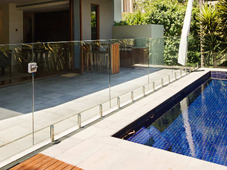 Guardrail and Balustrade Glass