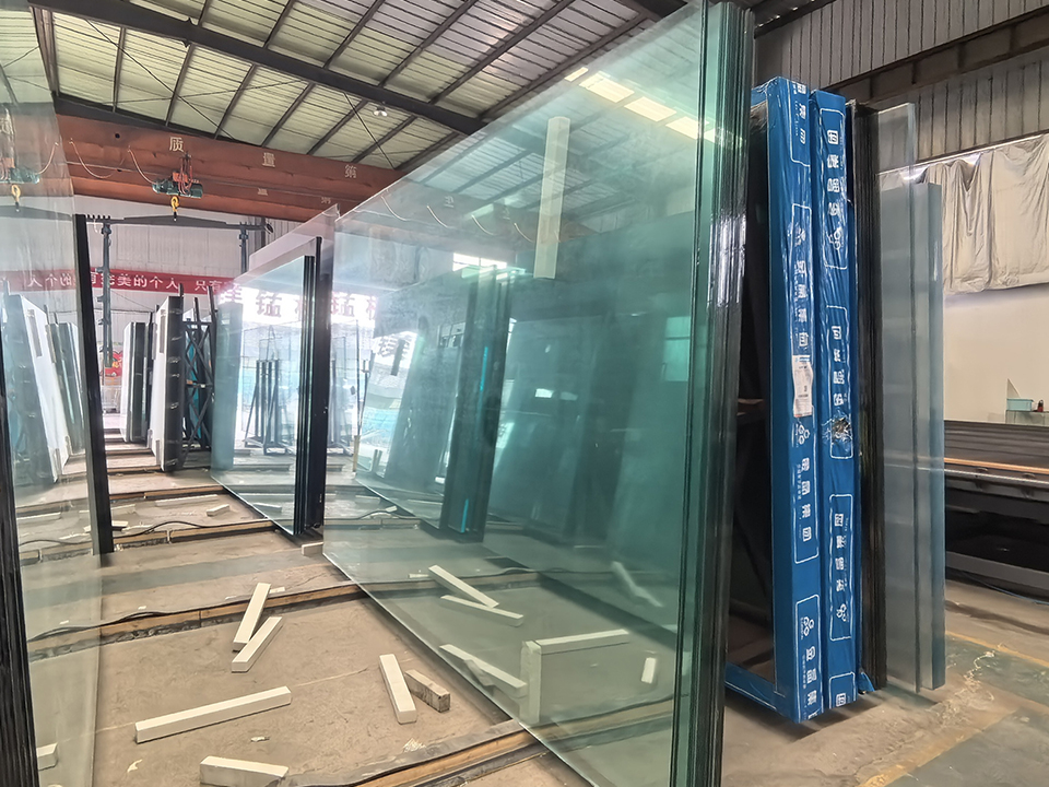 Warm-Edge Spacers in Retrofit IGUs: Worth the Upgrade? 4 Insulating glass