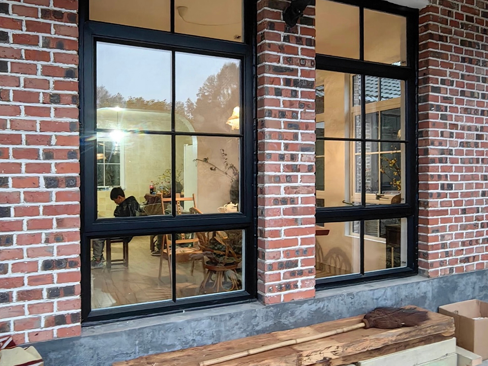 Warm-Edge Spacers in Retrofit IGUs: Worth the Upgrade? 2 Insulating glass