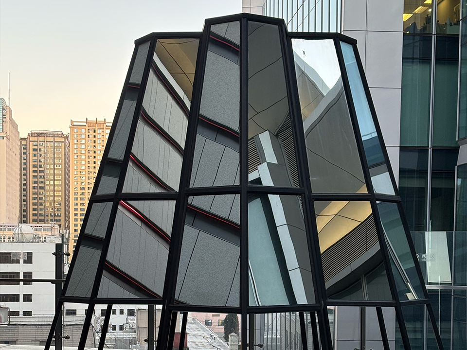 Lentes de visión en puertas comerciales: La seguridad se une a la intención del diseño 1 Vision Lites en puertas comerciales