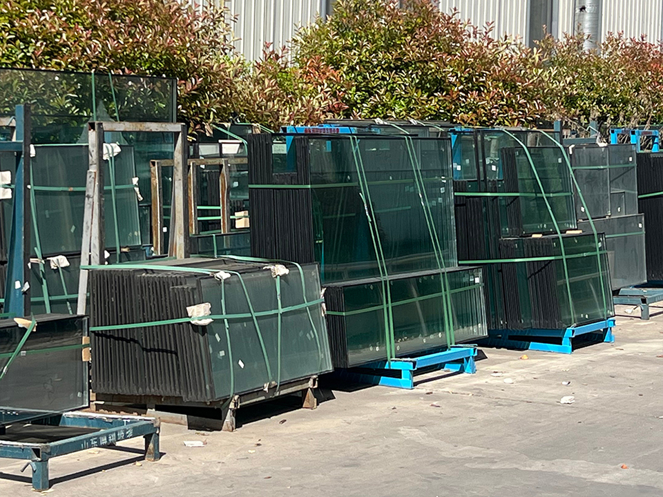 Transit Damage Claims: A Faster Process for Glass Buyers 4 Wholesale Custom Size Tempered Glass