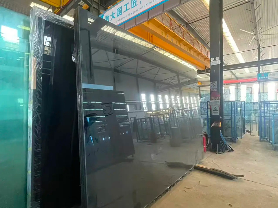Custom Tempered Glass Supported