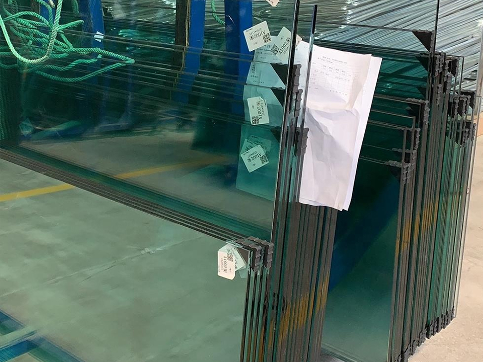 Ventilation naturelle + vitrage haute performance : peuvent-ils coexister ? 3 Ventilation naturelle + vitrage haute performance : peuvent-ils coexister ?