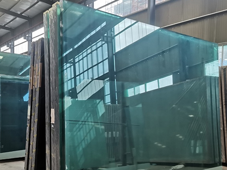 Solar-Control Glass for Hospitals, Schools, and Data Centers 1 Solar-Control Glass for Hospitals, Schools, and Data Centers