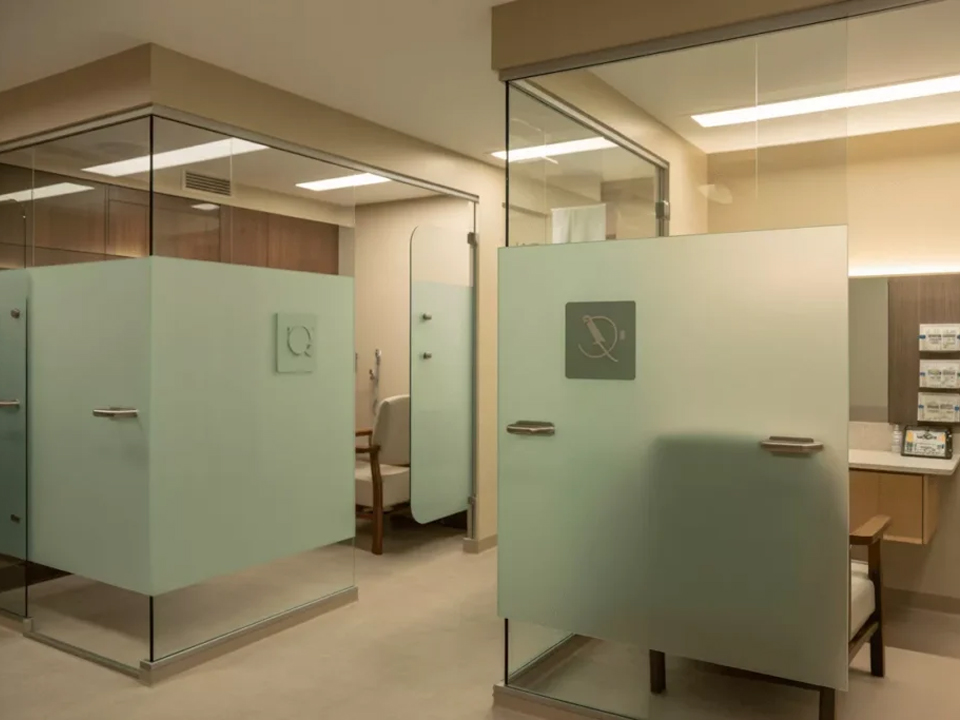 ADA-Compliant Glass Systems for Senior-Living Facilities