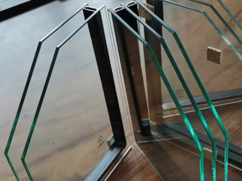 Soundproof Glass