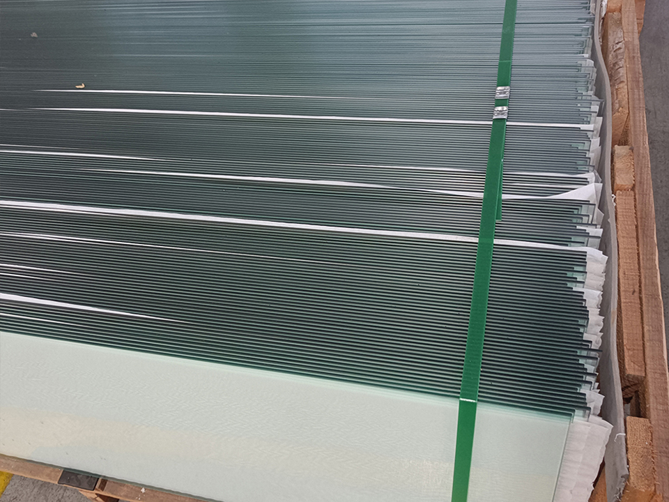 Tempered Glass Stand Strong