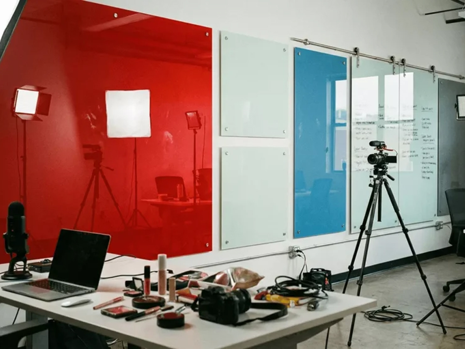 Back-Painted Glass Backdrops