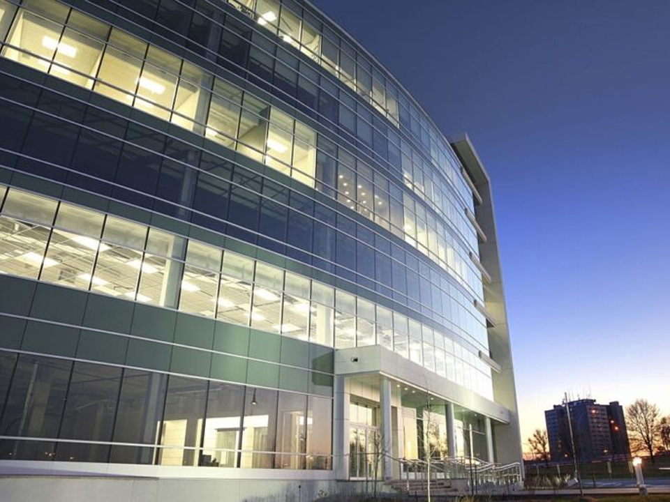 Residential vs Commercial Glass