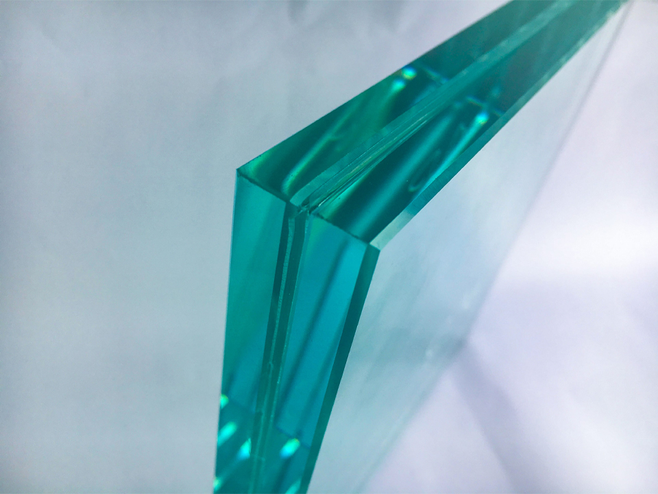 Sealant Compatibility With Laminated Glass Edges Explained for Customers