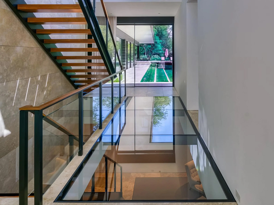 Structural Glass Floors and Walkways