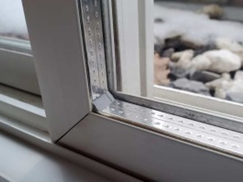Condensation Resistance: Glass, Spacer, Frame, and Humidity Guide
